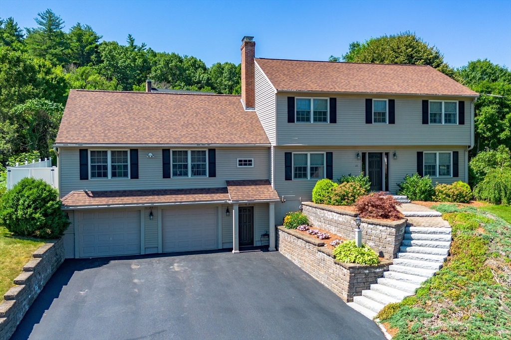 23 Indian Ridge Drive