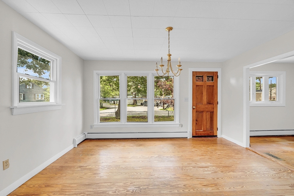 31 Tolman Ave