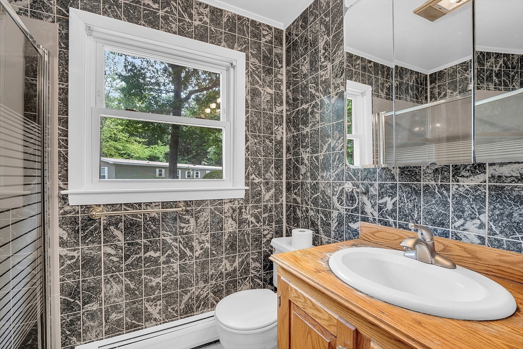 31 Tolman Ave