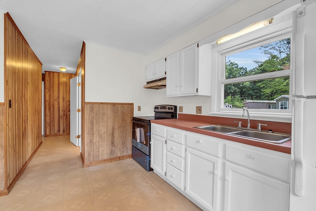 31 Tolman Ave