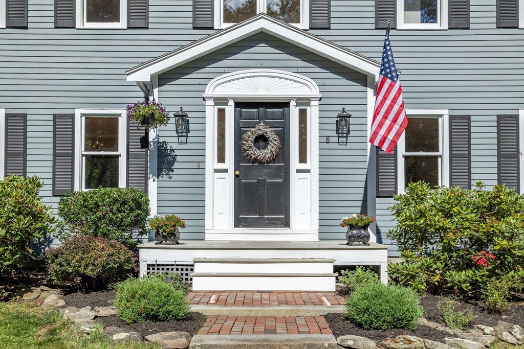 8 Shannon Circle