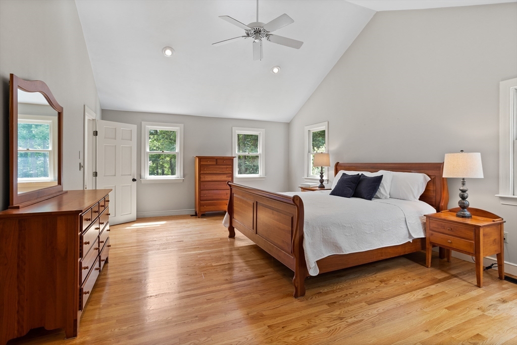 8 Shannon Circle
