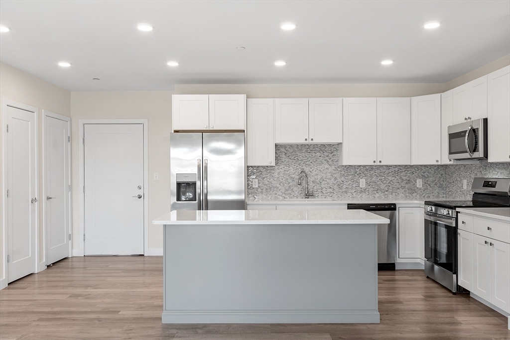 652 Merrimack Street # 501