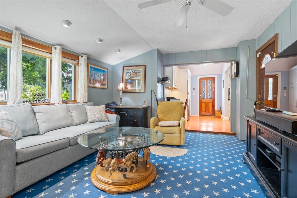 32 Melvin Road