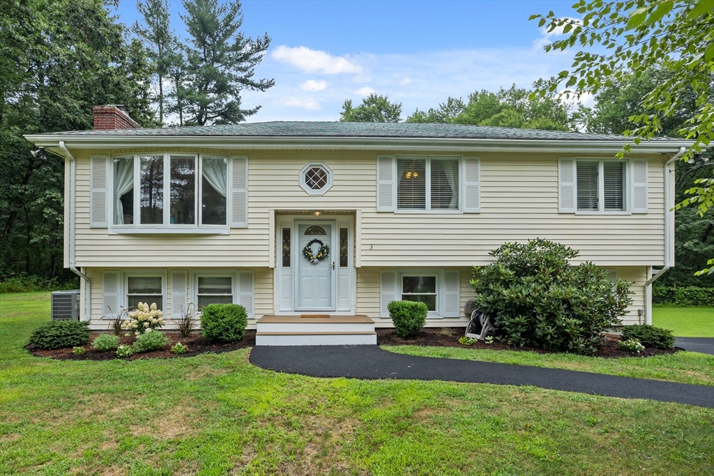 3 Rutland Circle