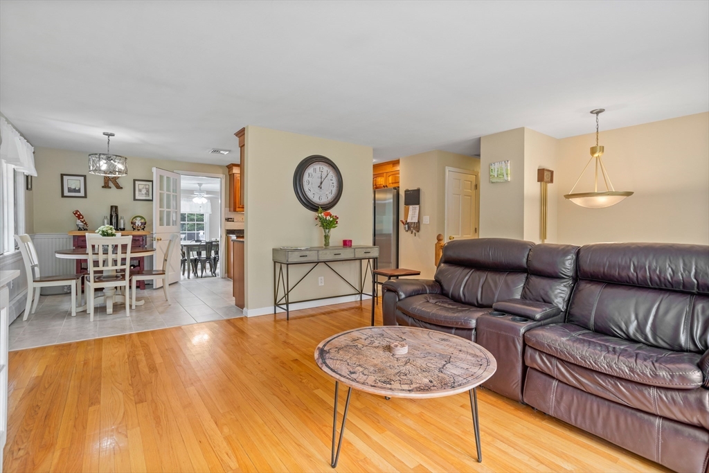 3 Rutland Circle