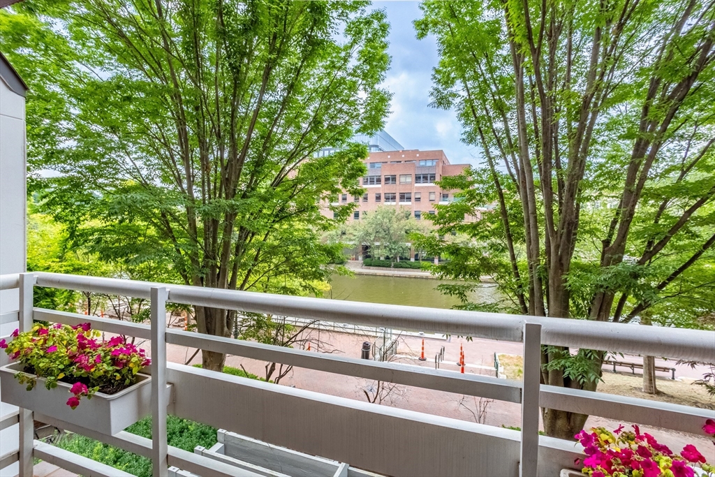 4 Canal Park # 209