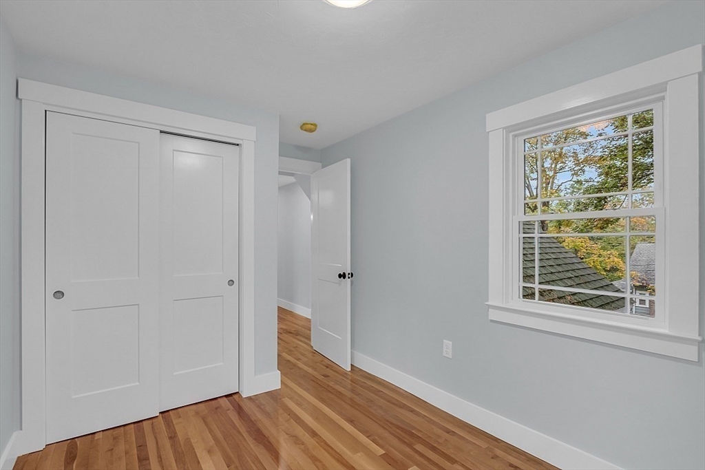 12 Grenada St