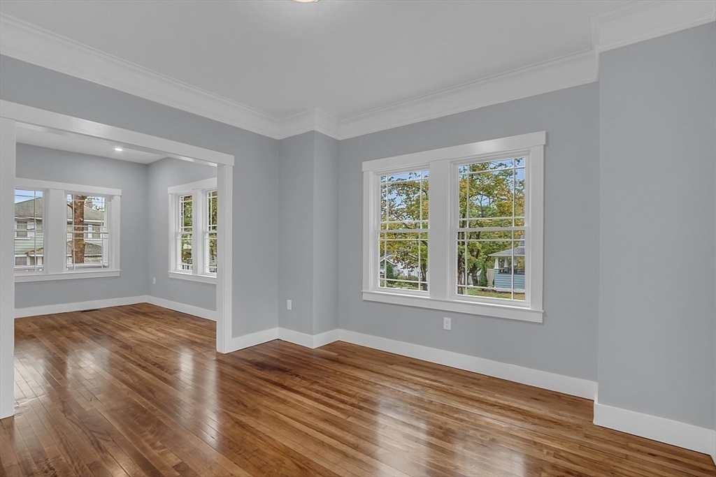 12 Grenada St