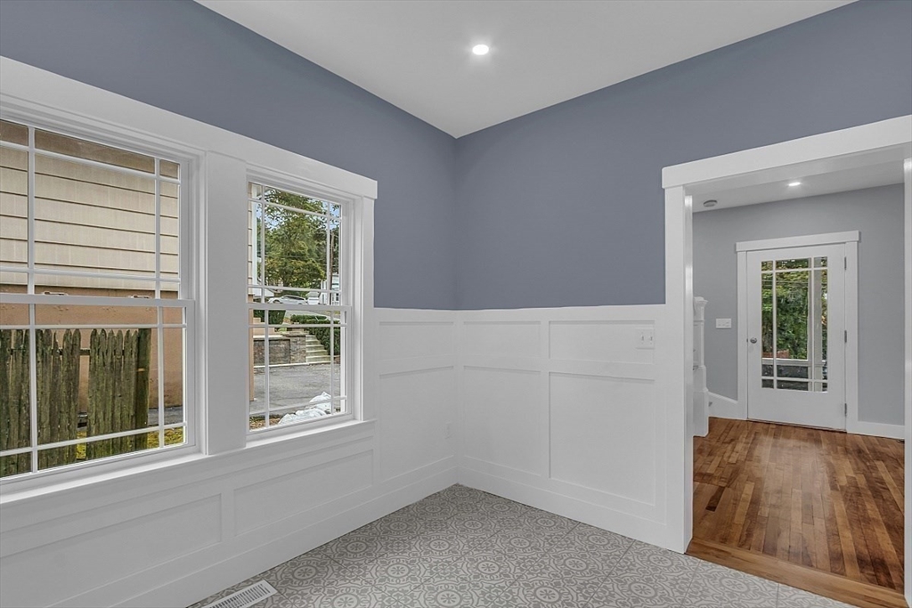 12 Grenada St