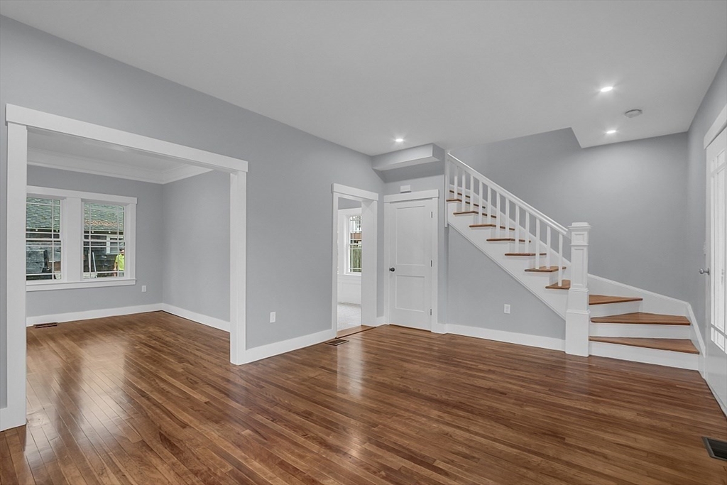 12 Grenada St