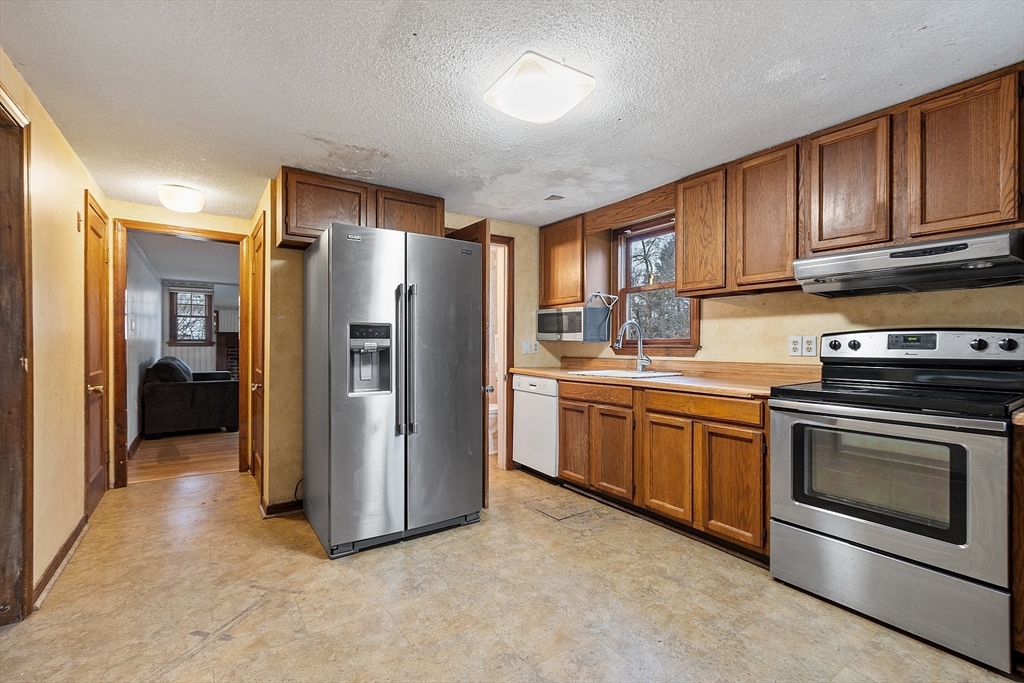 14 Orchard Dr