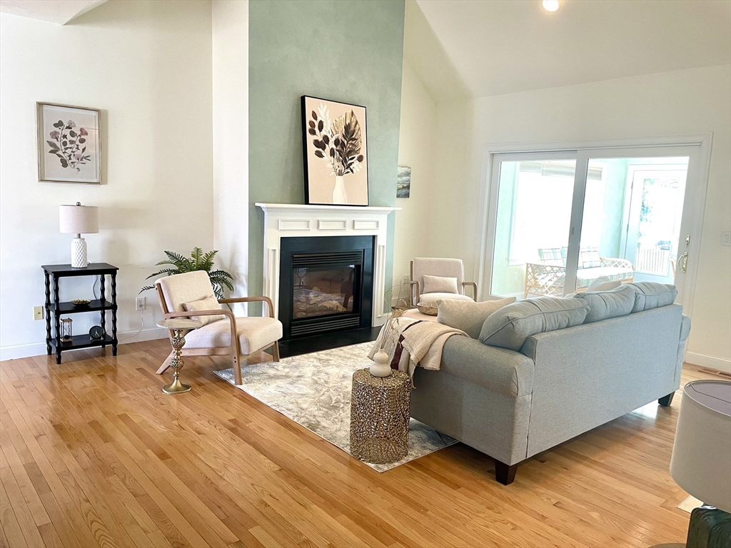 15 Stone Ridge Rd # 15