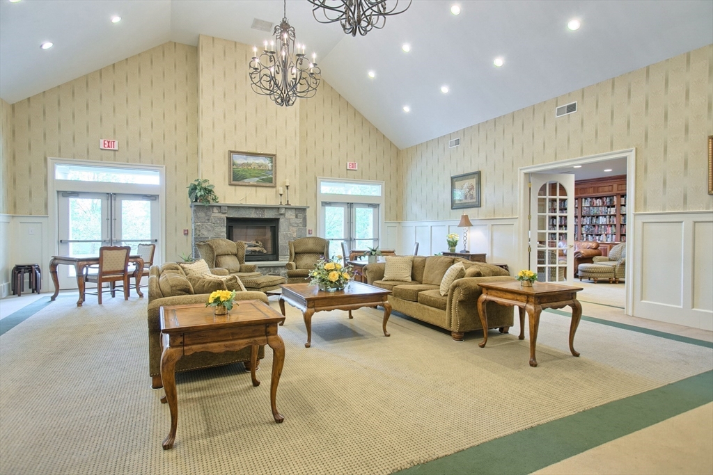15 Stone Ridge Rd # 15
