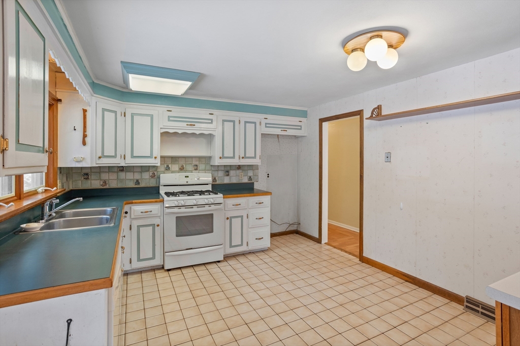 15 Sawmill Road