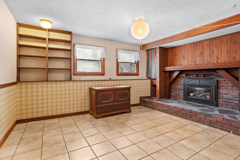 15 Sawmill Road