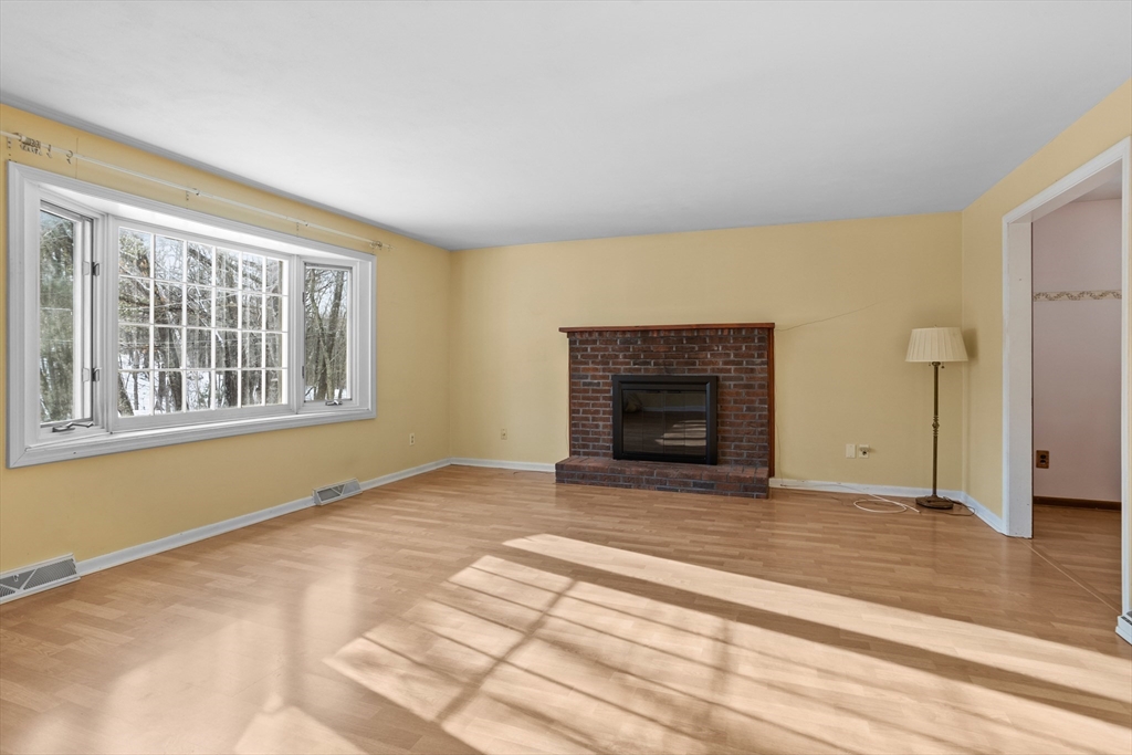 15 Sawmill Road