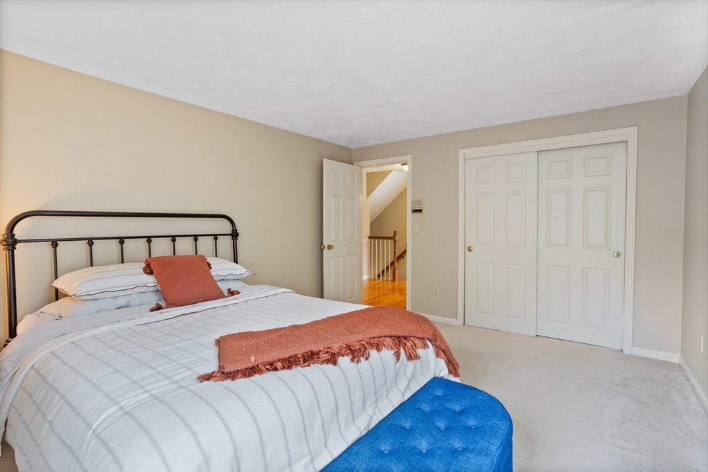21 Fieldstone Drive