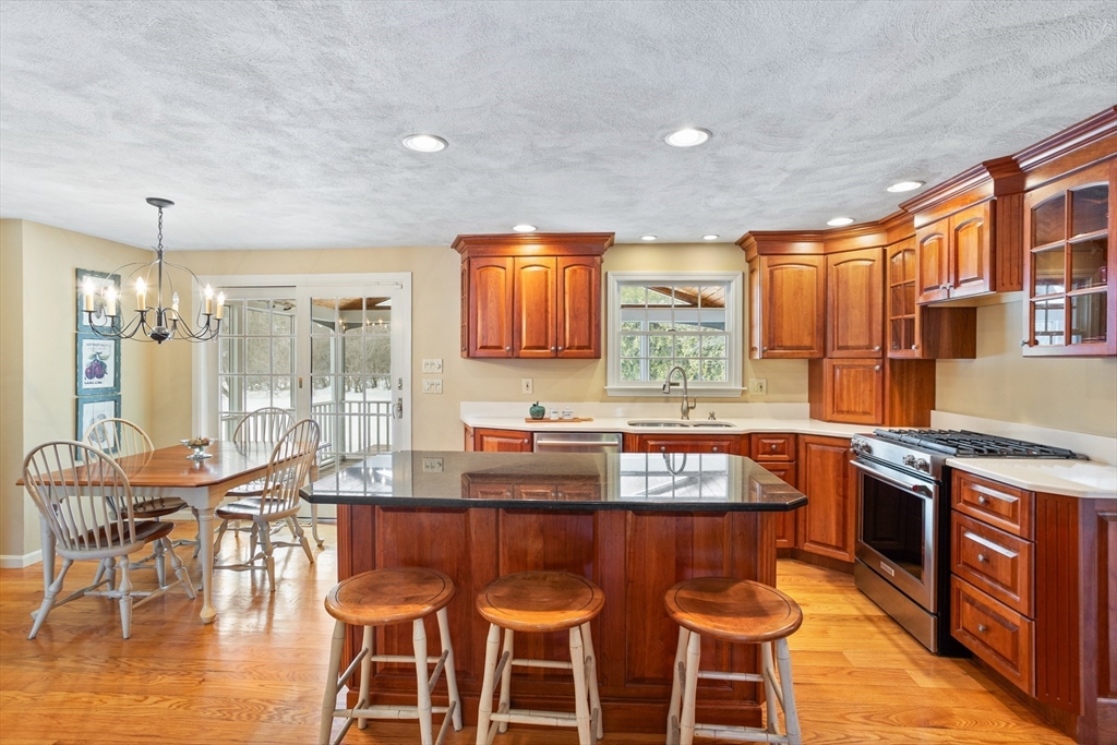 21 Fieldstone Drive
