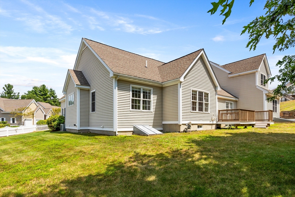 14 Sandstone Rd # 14