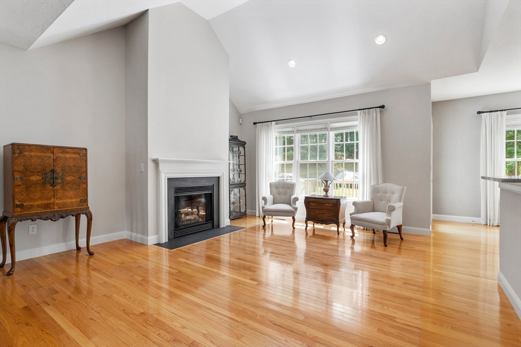 14 Sandstone Rd # 14