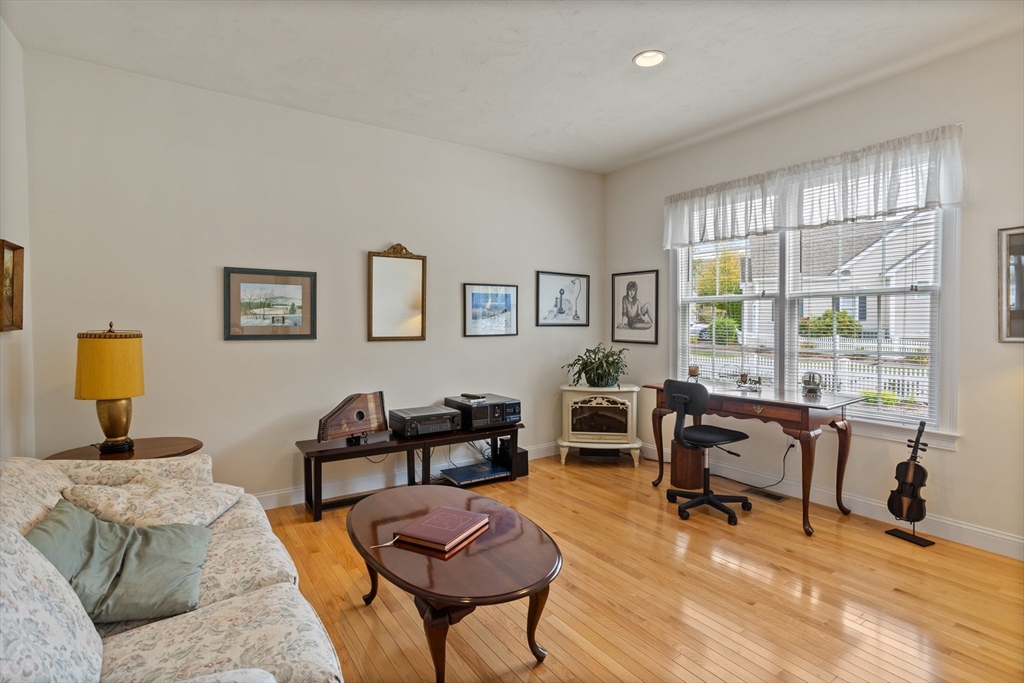 19 Sandstone Road # 19