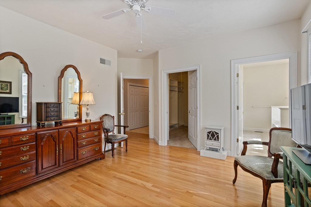 19 Sandstone Road # 19