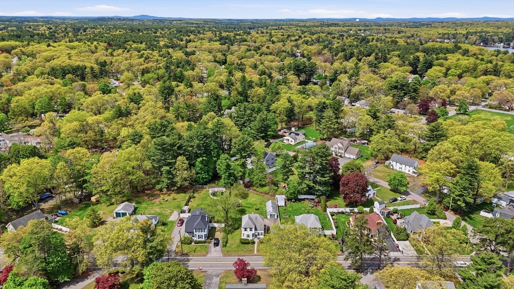 38 Brookside Rd