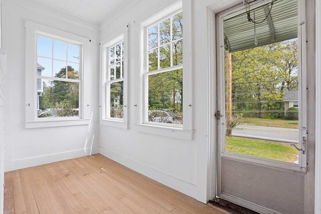 38 Brookside Rd