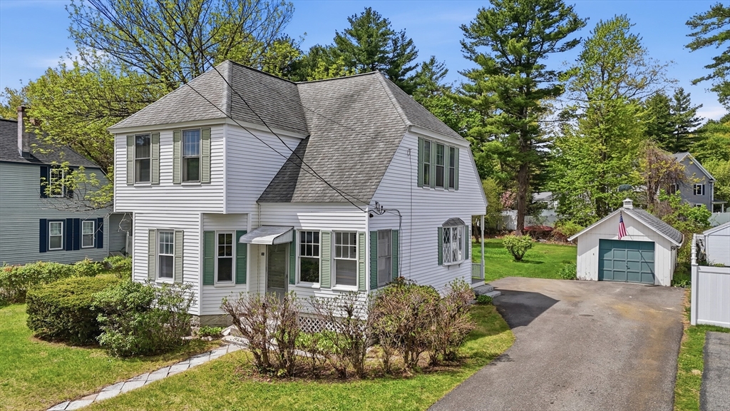38 Brookside Rd