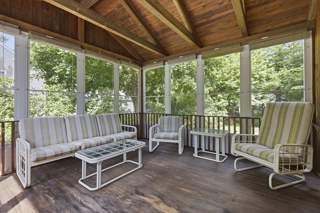 12 Hemlock Road