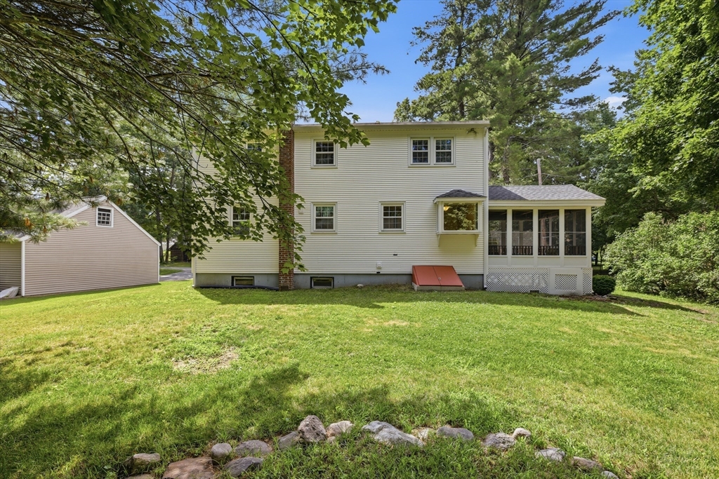 12 Hemlock Road