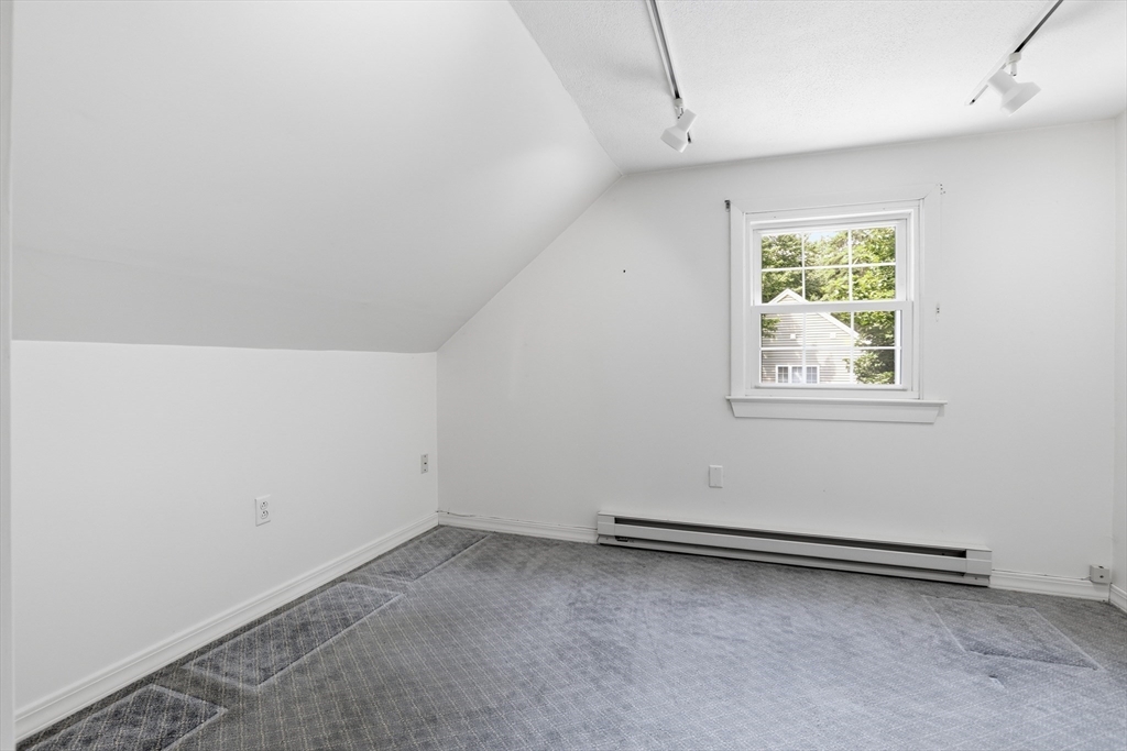 12 Hemlock Road