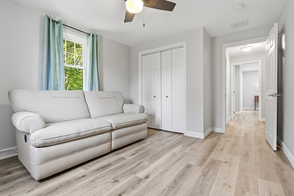38 Dunstable Road