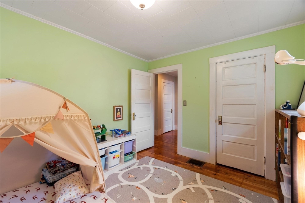 2 Coolidge St # 1