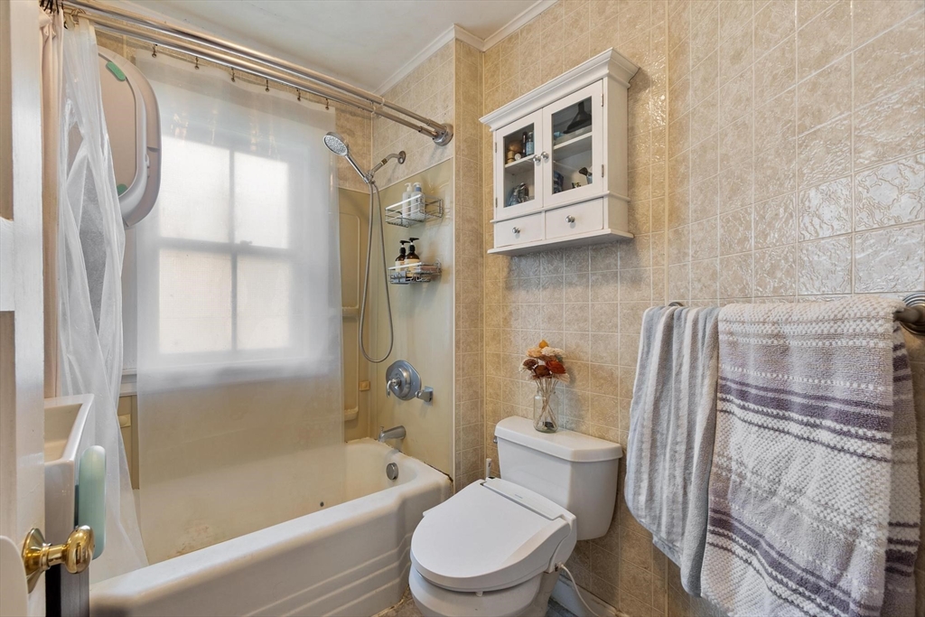 2 Coolidge St # 1