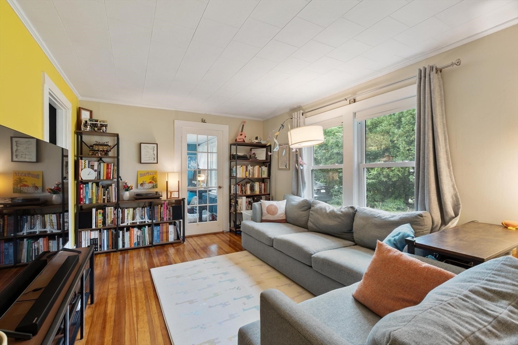 2 Coolidge St # 1