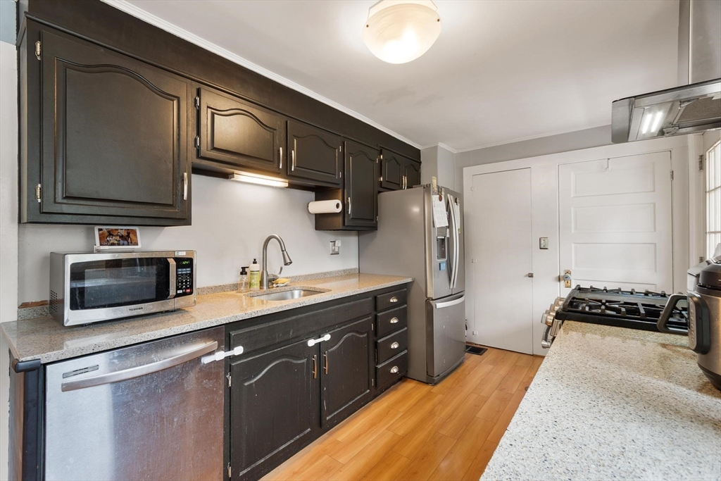 2 Coolidge St # 1