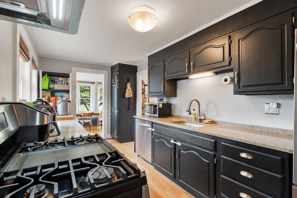 2 Coolidge St # 1