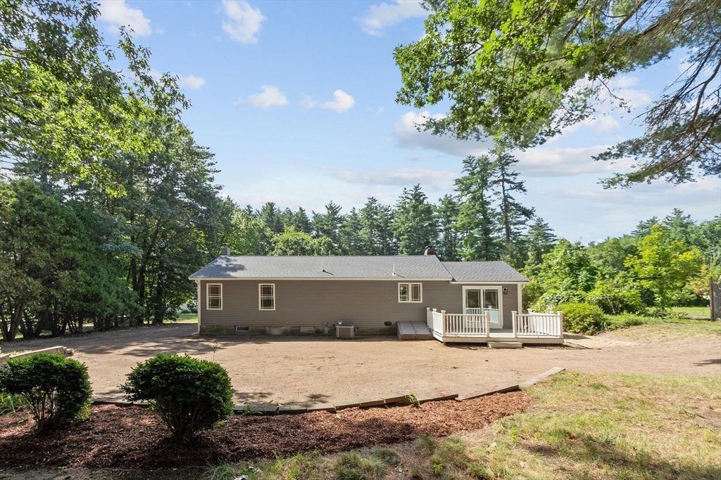 63 Maplewood Dr