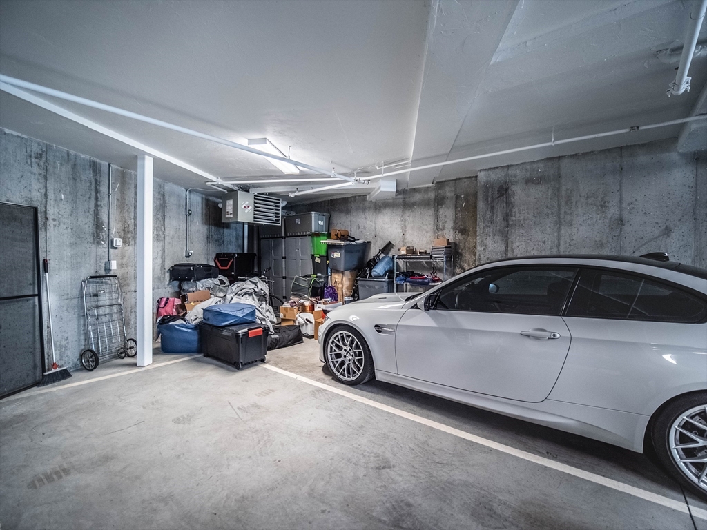542 Dorchester Ave. Unit: PH2