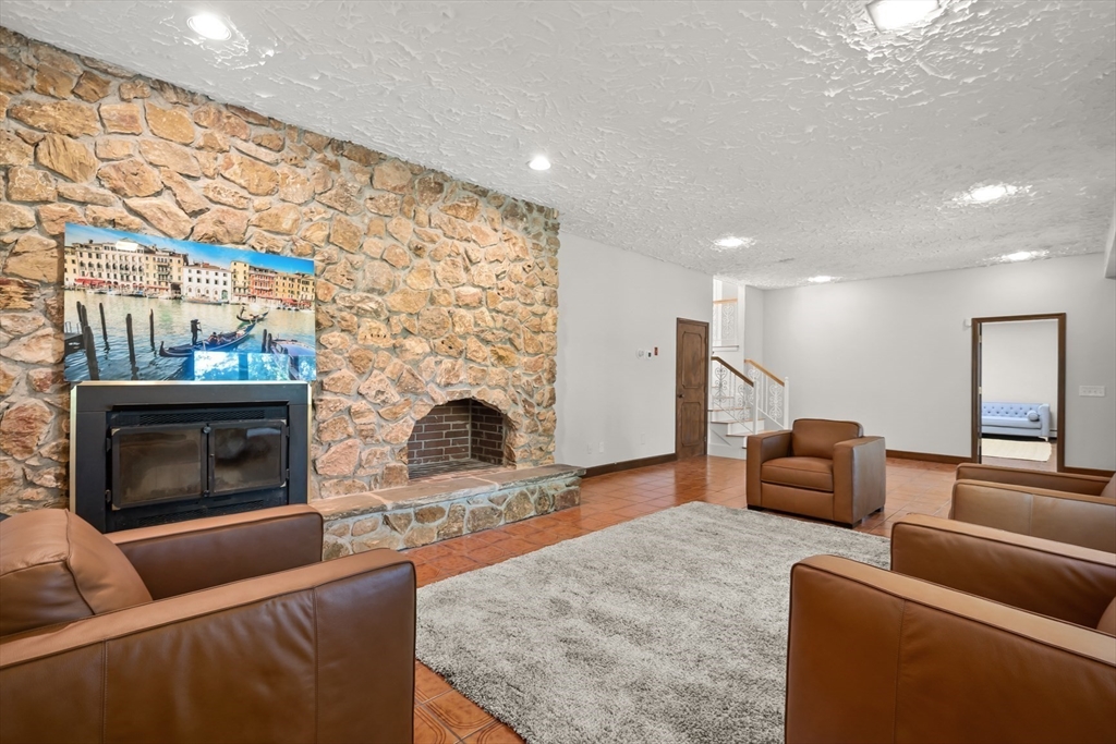 5 Azalea Road