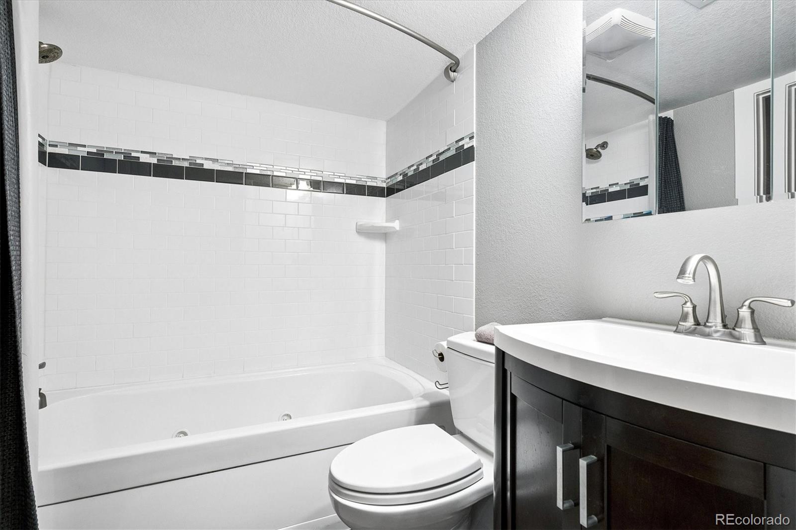 10633 Edgemont Court