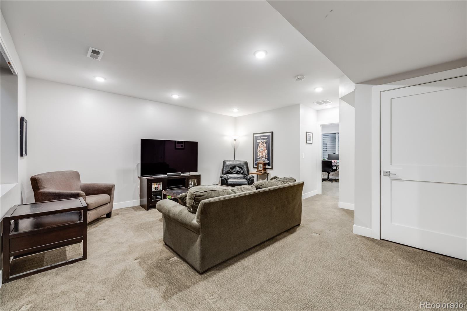 2650 Xavier Street