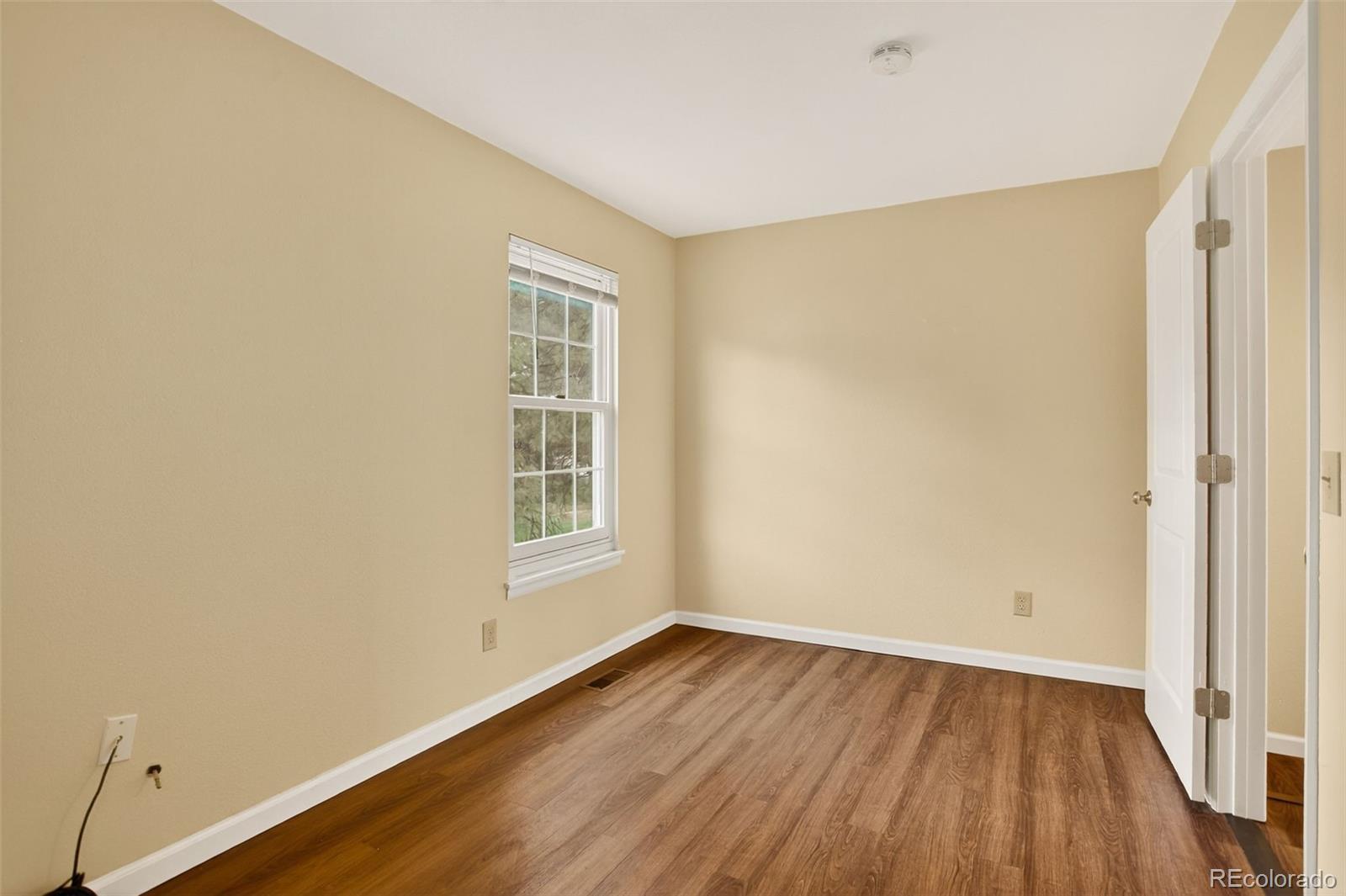 8850 W Dartmouth Place