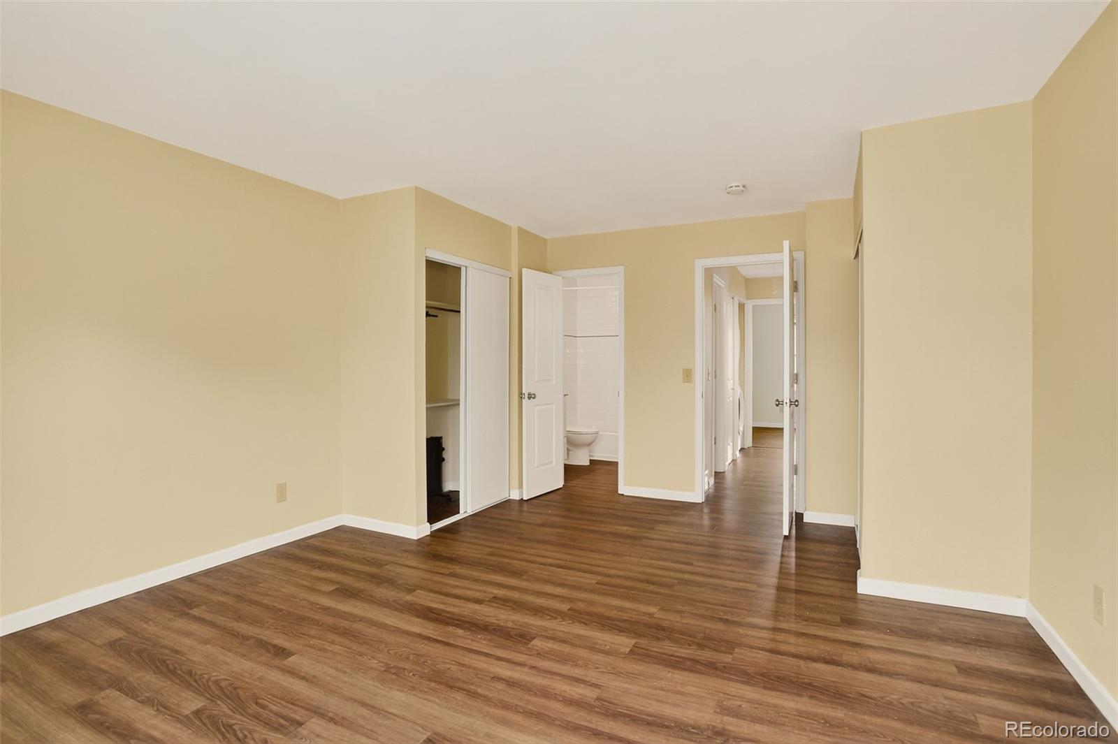 8850 W Dartmouth Place