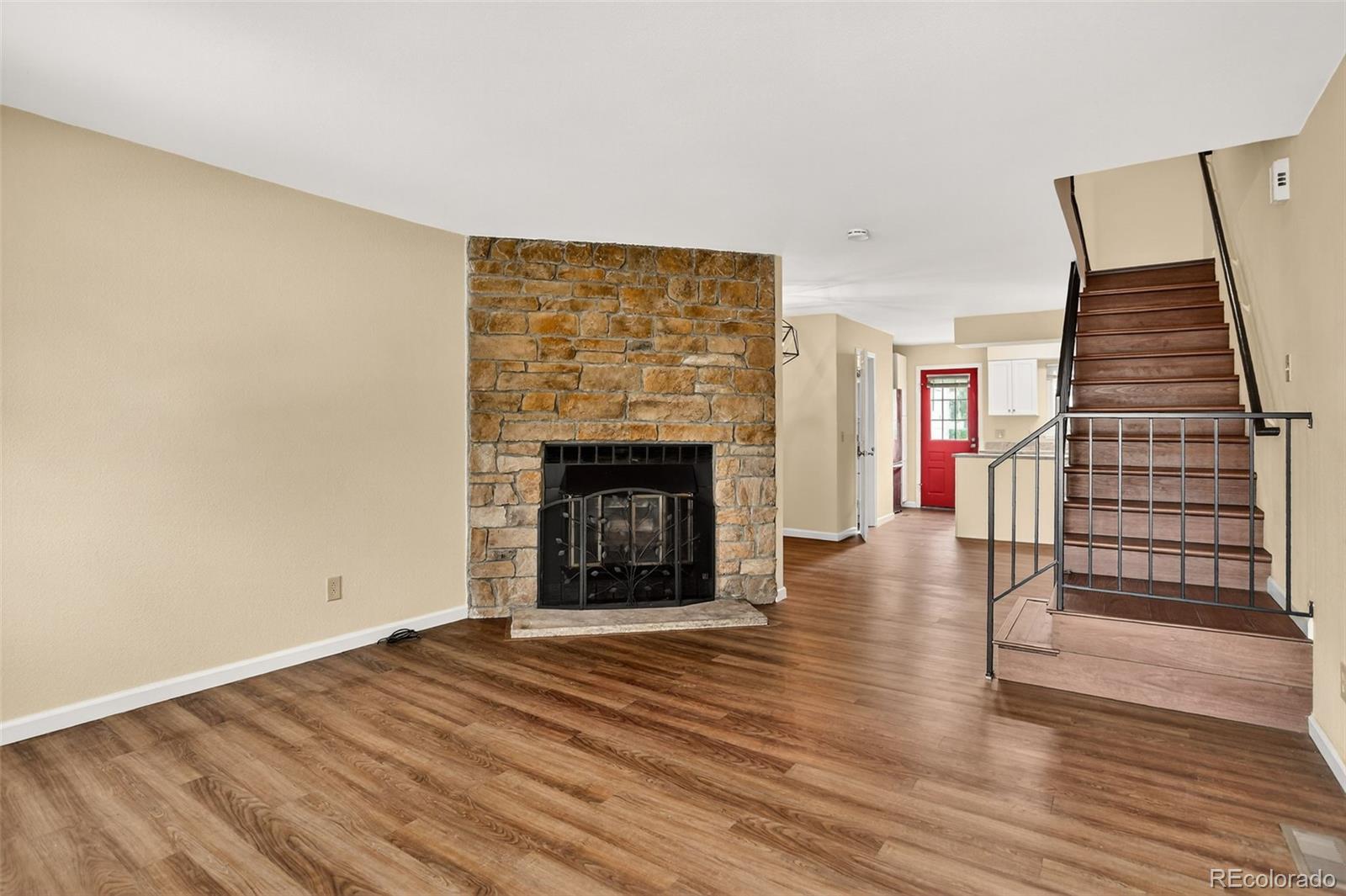 8850 W Dartmouth Place