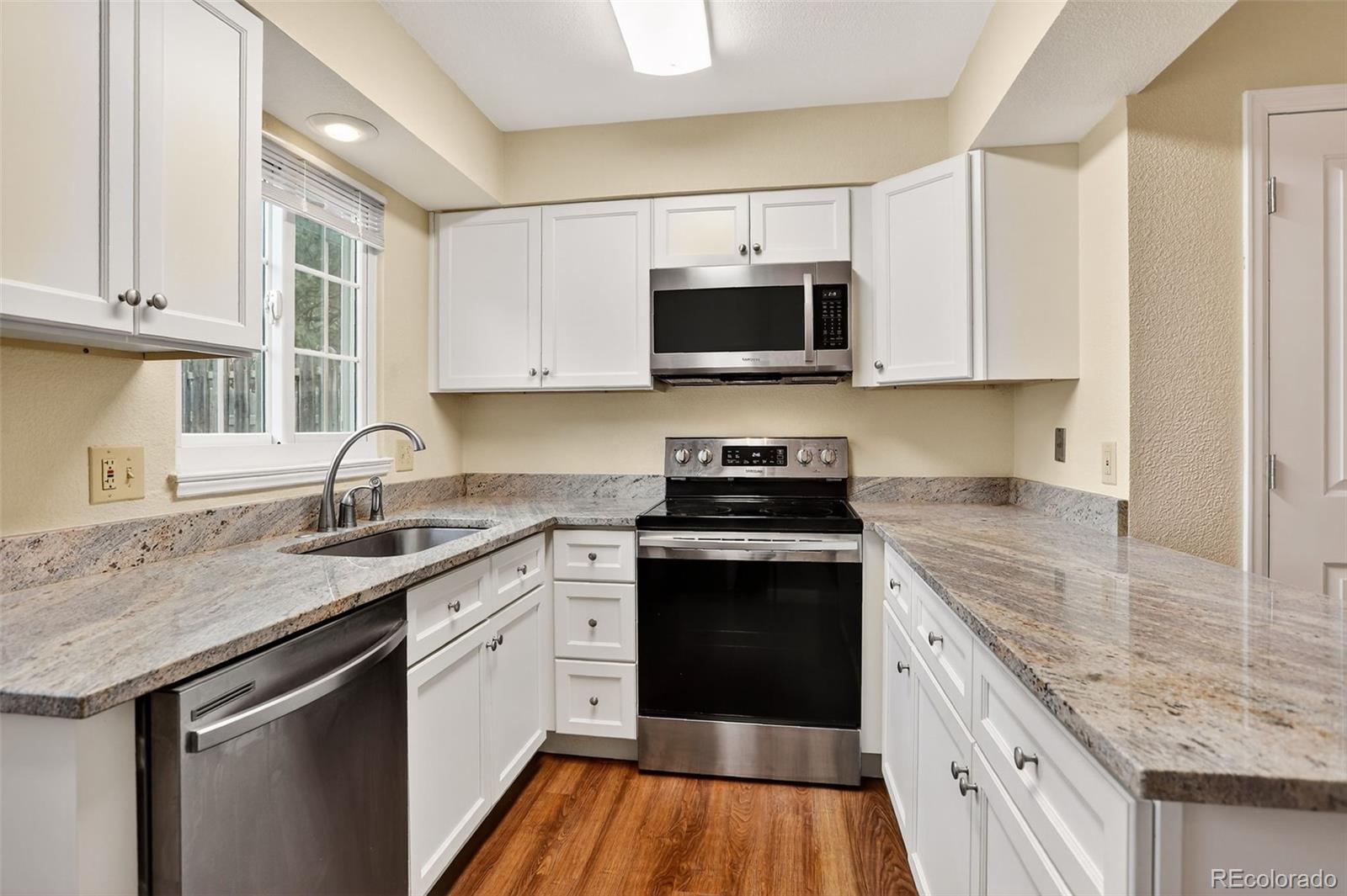 8850 W Dartmouth Place