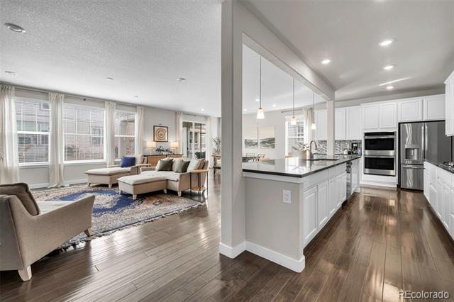863 Carbonate Lane