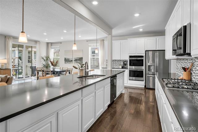 863 Carbonate Lane